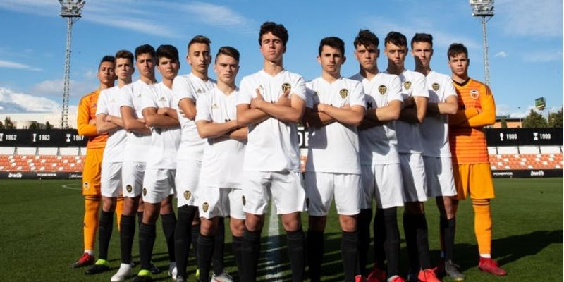 CLB Valencia: Tiểu sử, thành tích quá khứ của Bầy dơi 4 Những ngôi sao huyền thoại
