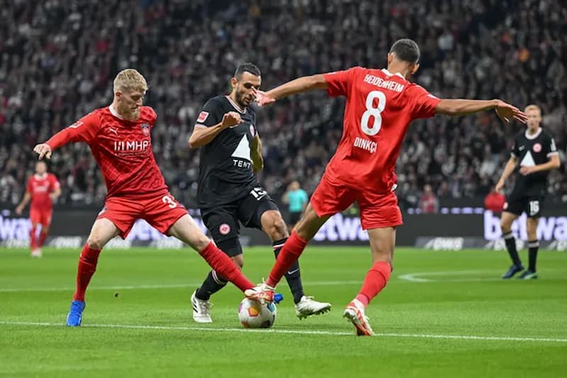 Soi kèo bóng đá Eintracht Frankfurt vs Heidenheim 22h30 13/04/2025 1 Soi kèo tài xỉu Eintracht Frankfurt vs Heidenheim
