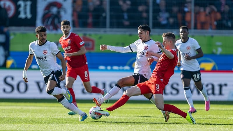 Soi kèo bóng đá Eintracht Frankfurt vs Heidenheim 22h30 13/04/2025 2 Soi kèo châu Á, kèo chấp Eintracht Frankfurt vs Heidenheim